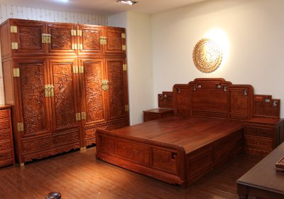 中式實(shí)木家具