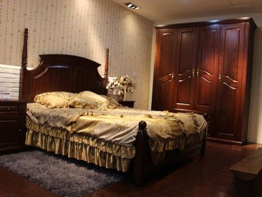 三伏天里如何保養(yǎng)實木家具?