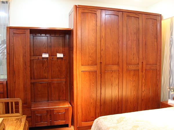 山東實(shí)木家具