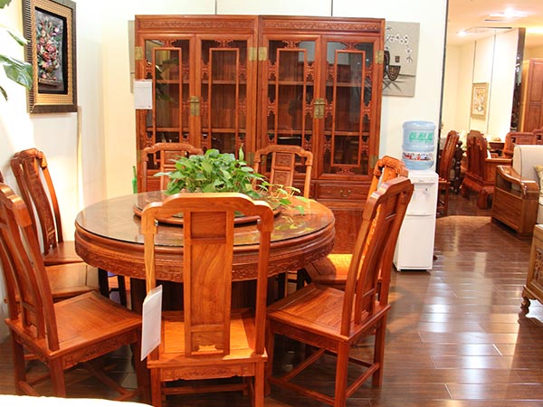 山東實(shí)木家具