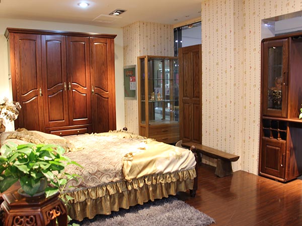山東實(shí)木家具